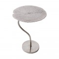 Art-deco stylový příruční stolek Zapalota z kovu ve tvaru listu ve stříbrné barvě 40cm