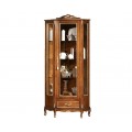 Luxusní klasická rohová vitrína Emociones z masivního dřeva s vyřezávanou výzdobou a chippendale nožičkami 184cm