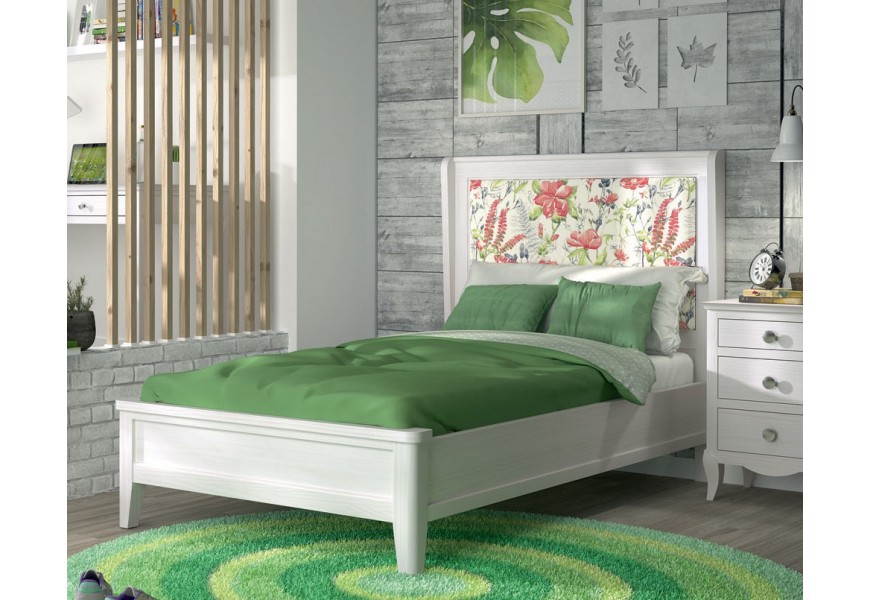 Stylová moderní jednolůžková postel Genova s masivním rámem bílé barvy as čalouněným čelem