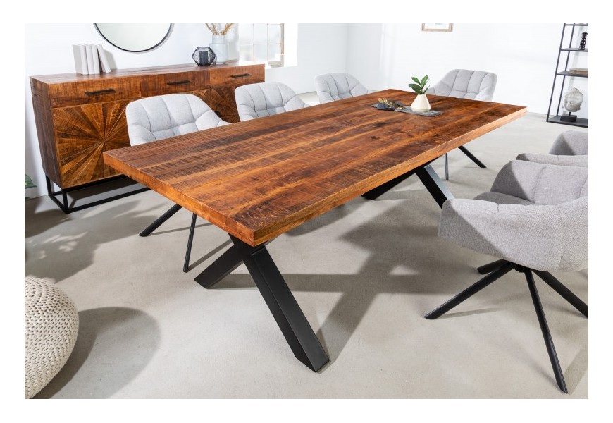 Designový obdélníkový jídelní stůl Fair Haven s hnědou masivní deskou a černými zkříženýma nohama z kovu