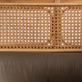 Luxusní ratanové křeslo Aldea do obývacího pokoje s čalouněním ve velbloudí hnědé barvě 76cm