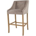 Elegantní čalouněná barová židle Chelsea s potahem ze zamtu béžové barvy as kovovým stříbrným zdobením