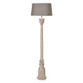 Elegantní vintage stojící lampa Aleyna s hnědou podstavou z mahagonového dřeva s rustikálním vyřezáváním