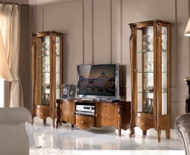 Luxusní hnědá rustikální obývací sestava z masivu Pasiones s ručně vyřezávanými detaily a intarzií