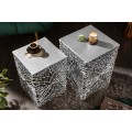 Designový set dvou příručních stolků Hoja z kovu ve stříbrné barvě 30-33cm