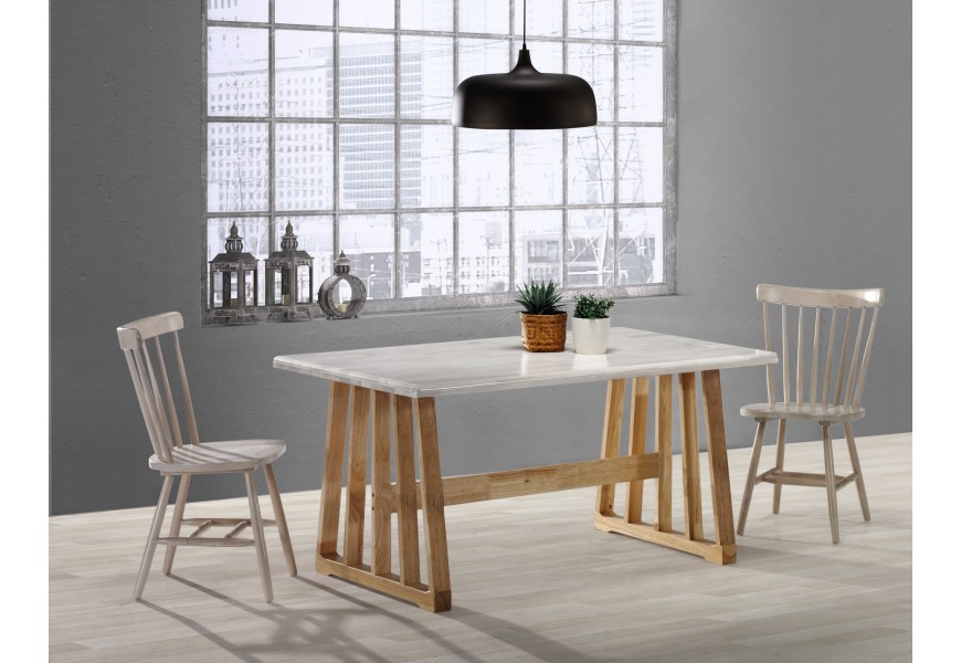 Stylový designový jídelní stůl Felicita ze dřeva ve světle hnědé barvě s přírodní povrchovou úpravou