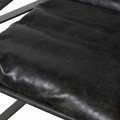 Kožená lenoška Lounge v černé barvě s kovovými nožičkami a opěrkami z kovu a taburetkou 91cm