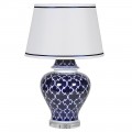 Vintage keramická modro-bílá stolní lampa Eileen s jemnou ornamentální kresbou a podstavou z křišťálu 66cm