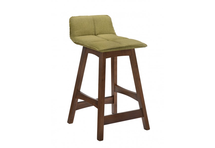 Designová barová židle Nordica Nogal z ořechově hnědého masivního dřeva s nízkou opěrkou v zeleném čalounění 77cm
