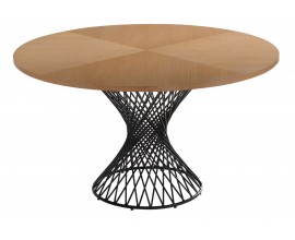 Skandinávský kulatý jídelní stůl Nordica Clara z dřeva světle hnědé barvy s černou kovovou podstavou 137cm
