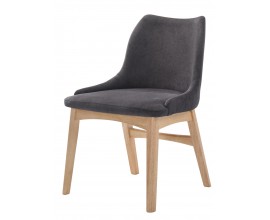 Skandinávská šedá jídelní židle Nordica Clara ze světle hnědého dubového dřeva s tmavě šedým čalouněním 84cm