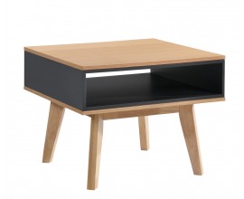 Skandinávský  příruční stolek Nordica Clara ve světle hnědé barvě s černým otevřeným prostorem provedení dub 60cm