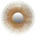 Luxusní kovové kruhové nástěnné zrcadlo Sturrock s kulatou zrcadlovou pochou v tlustém rámu evokující tenké sluneční paprsky zlaté barvy v art-deco stylu