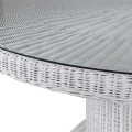 Ratanový stylový kruhový jídelní stůl Ratania Blanc se skleněnou povrchovou deskou a válcovitou podstavou 94cm