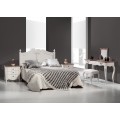 Designová ložnice zařízená nábytkem Antibes I ve stylu provence v bílé barvě