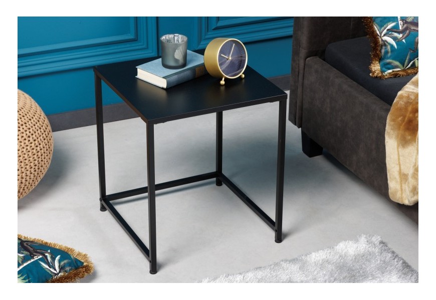 Designový čtvercový příruční stolek Industria Durante s kovovou konstrukcí černý