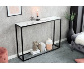 Moderní konzolový stolek Industria Marbleux s deskou z bílého mramoru a černou kovovou podnoží 81 cm