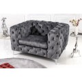 Chesterfield křeslo Modern Barock v glamour stylu s šedým sametovým čalouněním a stříbrnými nožičkami 120cm