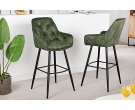 Industriální barová židle Mast s čalouněním v sametovém provedení s černými kovovými nožičkami zelená
