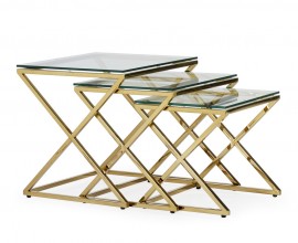 Art deco set tří skleněných příručních stolků Brilia s kovovou konstrukcí lesklé zlaté barvy