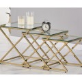 Art deco set tří skleněných příručních stolků Brilia s kovovou konstrukcí lesklé zlaté barvy