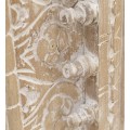 Orientální šatní skříň Keralia z masivního mangového dřeva světle hnědé barvy s bohatým ručním vyřezáváním 110cm