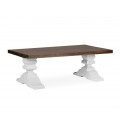 Koloniální masivní konferenční stolek Blanc s bílou vyřezávanou podstavou a hnědou povrchovou deskou ze dřeva mindi