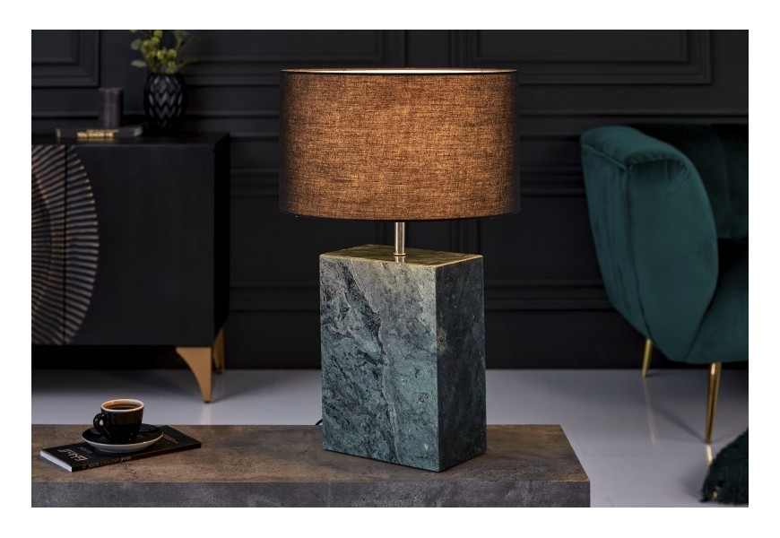 Designová noční lampa Miracul v art-deco stylu se zelenou mramorovou podstavou a černým kulatým stínítkem