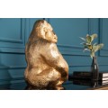 Luxusní art deco dekorační soška gorily Wilde z kovu ve zlaté barvě 43cm