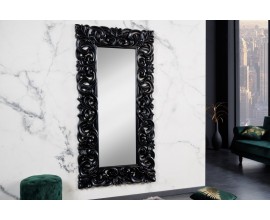 Luxusní nástěnné zrcadlo Muriel obdélníkového tvaru s vyřezávaným rámem v matné černé barvě 180cm