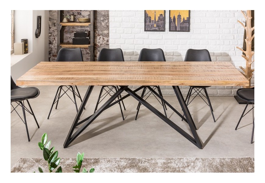 Masivní jídelní stůl Steele Craft v industriálním stylu z mangového masivu s černýma kovovými nohami