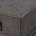 Moderní noční stolek Emperor z dubového masivu tmavě hnědé barvy se zásuvkou 61cm
