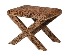 Designová kožená taburetka Feisty v potahem s leopardím vzorem hnědo-černé barvy as kovovým zdobením 55cm