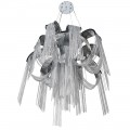 Designová závěsná lampa Agadir stříbrné barvy z kovu s jemným řetízkovým zdobením 45cm