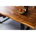Industriální hnědý obdélníkový jídelní stůl Marron Miel z masivního dřeva v provedení přírodní akácie 160cm