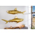 Designová kovová nástěnná dekorace žralok Perry ve zlaté barvě 105cm