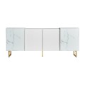 Luxusní příborník Neva Marble s moderním mramorovým vzhledem s dvířky a nožičkami z kovu ve zlaté barvě
