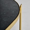 Mramorový konferenční stolek Amuny ve stylu art deco se železnou podstavou ve zlaté barvě oválný černo-bílý 120cm
