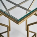 Art-deco luxusní příruční stolek Amuny se železnou tvarovanou konstrukcí ve zlaté barvě a skleněnou deskou 60cm