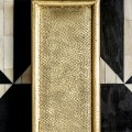 Luxusní art deco barová skříňka Lauderdale černé barvy z kovu a dřeva s intarzií a zlatým zdobením 150cm