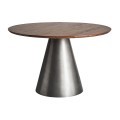 Moderní jídelní stůl Seipur s kulatou dřevěnou deskou hnědé barvy a stříbrnou kuželovitou podstavou z kovu