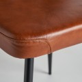 Vintage designová jídelní židle Kingsley s hnědým koženým čalouněním a černýma nohama z kovu 85cm