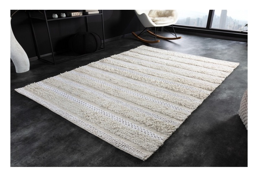 Slonovinový obdélníkový koberec Lamby ze 100% bavlny a protkáváním v pásech ve stylu etno