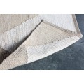 Moderní elegantní obdélníkový koberec Astrid béžovo-šedé barvy se vzorem harlekin 230cm