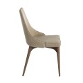 Jemné linie a minimalistické tvary jídelní židle Vita Naturale přinesou k Vám domů italský design