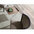 Umocněte moderní vzhled svého interiéru s minimalistickým designovým příručním stolkem Vita Naturale