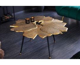 Art deco konferenční stolek Ginko zlaté barvy ve tvaru listů s černými nožičkami z kovu 90cm