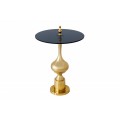 Luxusní art deco příruční stolek Marietta se zlatou ozdobnou podstavou a černou kulatou vrchní deskou 65cm