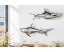 Designová nástěnná dekorace žralok Perry z kovu stříbrné barvy 70cm