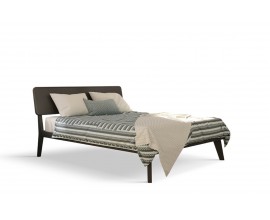 Moderní masivní postel Beliasso v tmavě šedé barvě s podlouhlým dřevěným čelem s oblými hranami 160x200cm